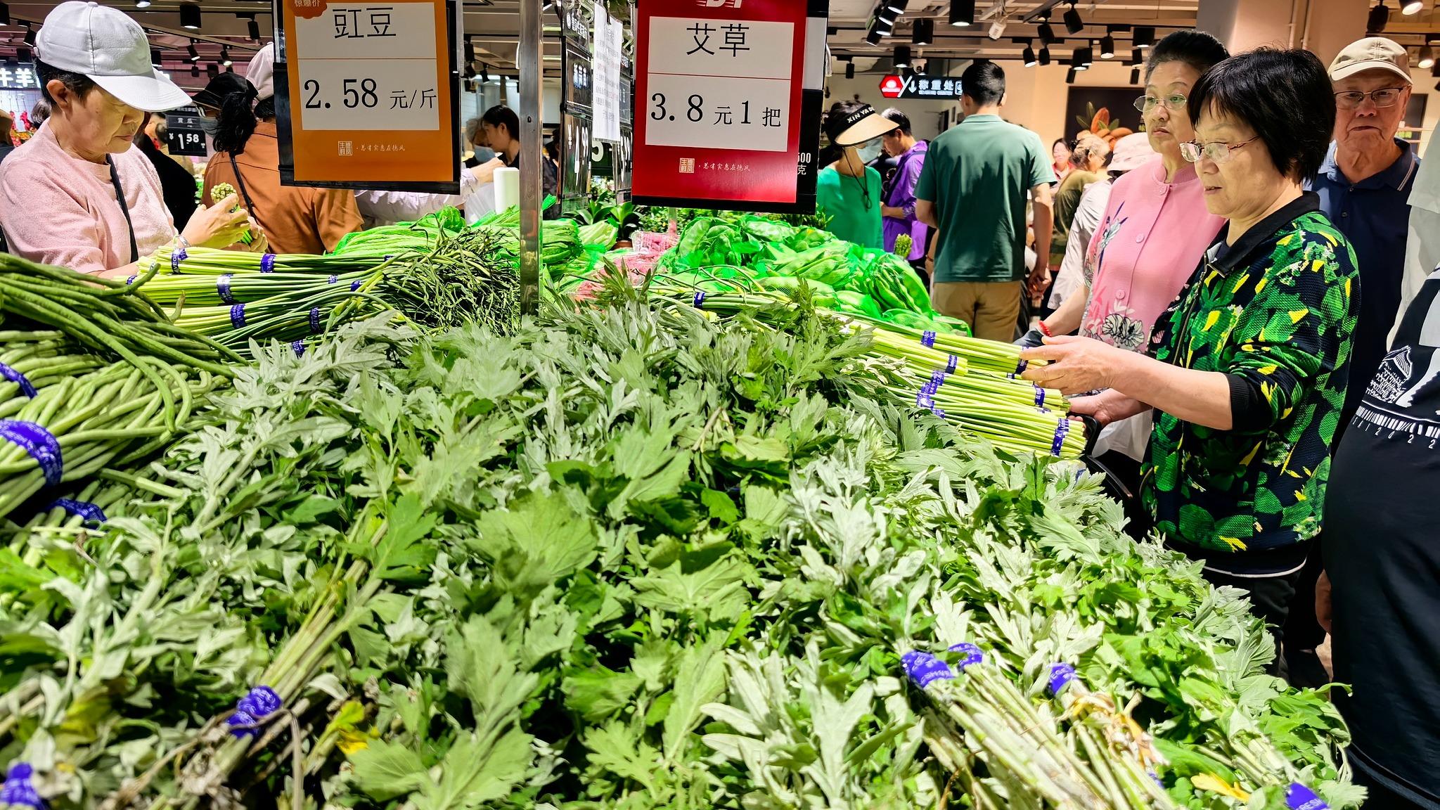 焦点访谈|如何走好新的长征路?他们用实干担当给出答案